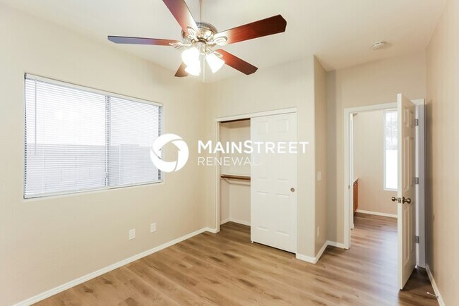Building Photo - 4 Bedroom Pet-Friendly Home in EL MIRAGE, AZ with Main Street Renewal