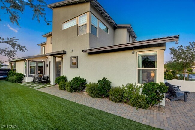 Building Photo - 9702 Starlight Ridge Ave