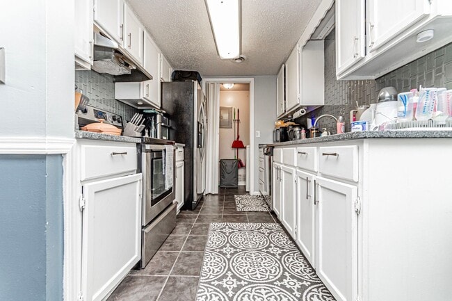 Building Photo - Please View 3D Virtual Walk-Through Before Scheduling a Showing