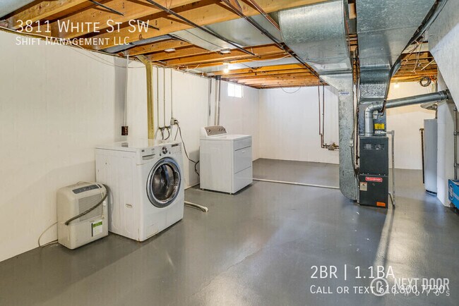 Building Photo - 3811 White St SW