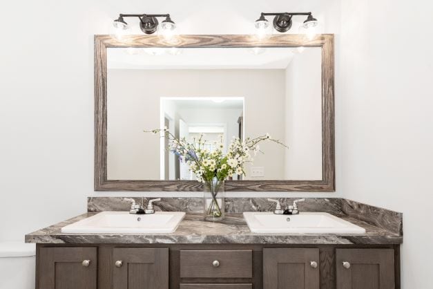 Building Photo - 1126 Stoneridge Ct