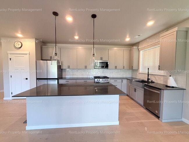 Building Photo - 2024-Built 3-Bedroom Home with Modern Upgr...