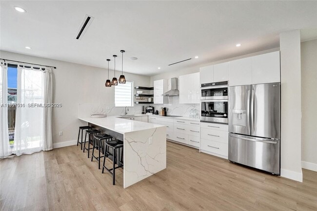 Building Photo - 1617 NE 11th St