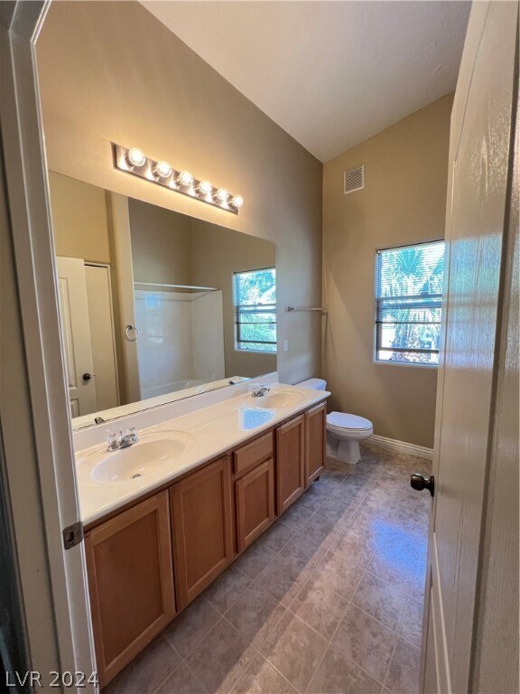 Building Photo - 8985 S Durango Dr