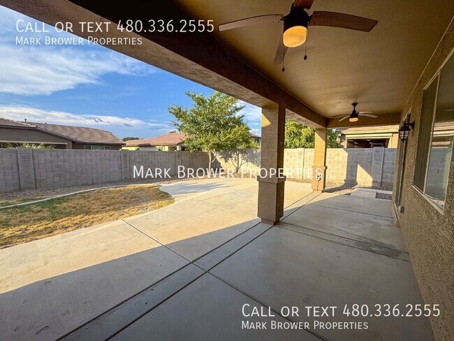 Building Photo - 1124 W Fir Tree Rd