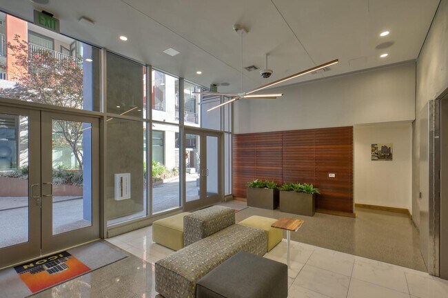 Building Photo - 321 Tenth Ave