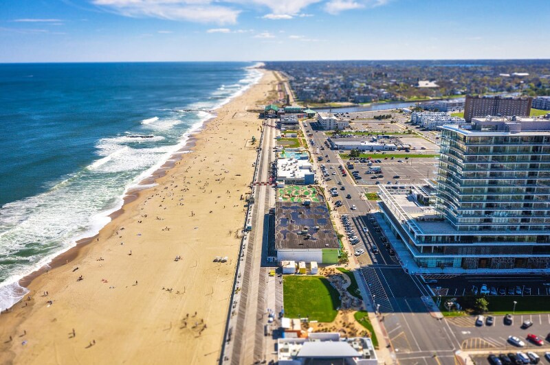 Building Photo - 301-309 4th Ave