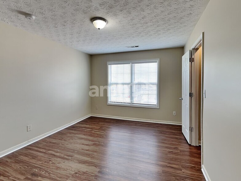Building Photo - 1474 Queenie Smith Rd NE