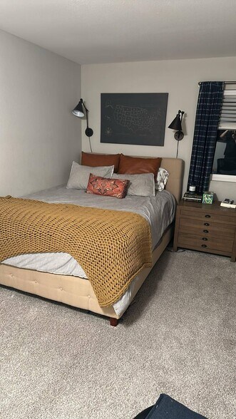 Building Photo - 5432 Horse Ridge Way