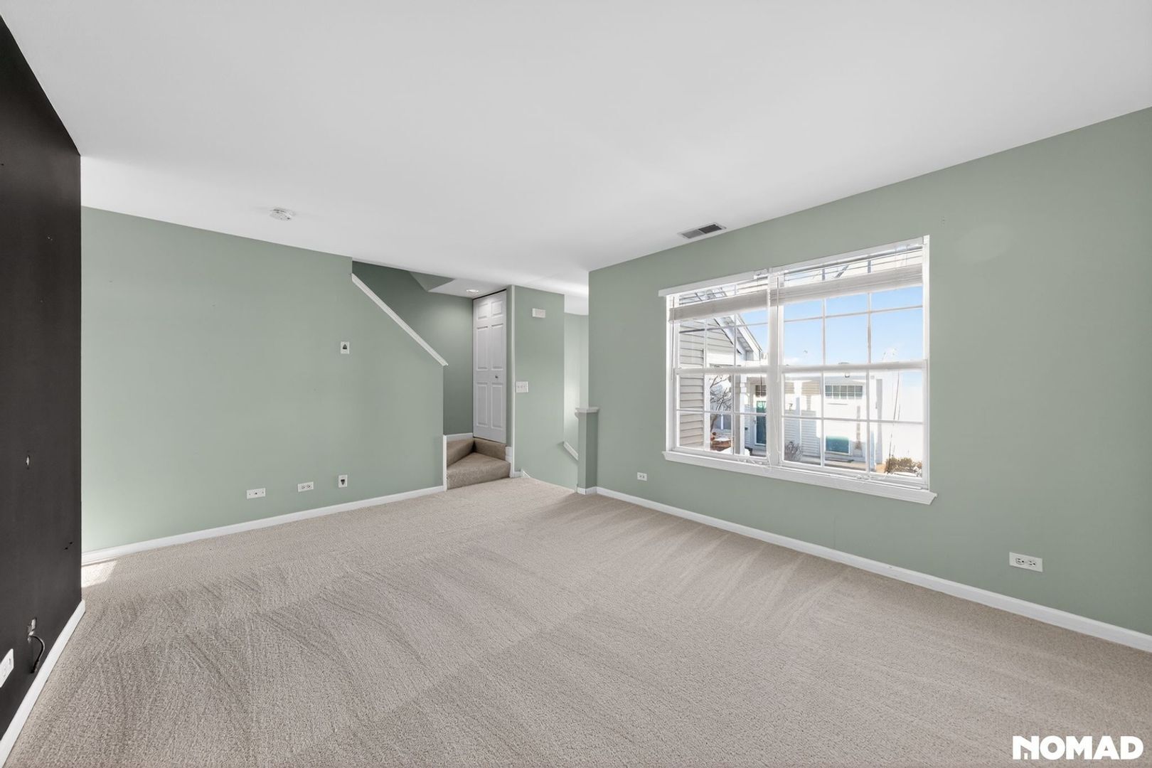 Building Photo - 992 Darla Ct