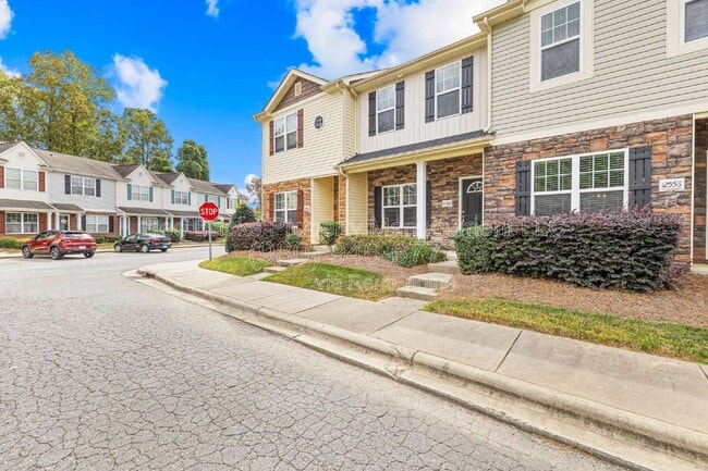 Building Photo - 12562 McGrath Dr