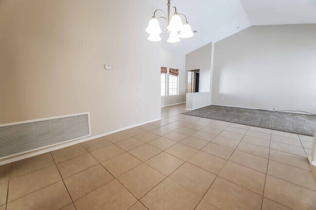 Building Photo - Sun City Summerlin - Golf Course Community...