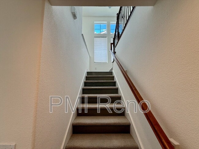 Building Photo - 1678 Lone Oak Trail