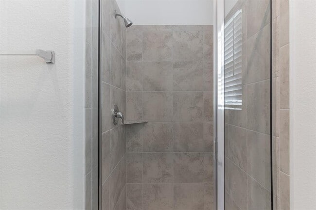 Building Photo - 101 Rioja