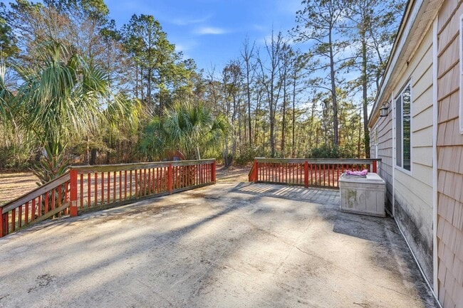 Building Photo - 3469 Cypress Dr