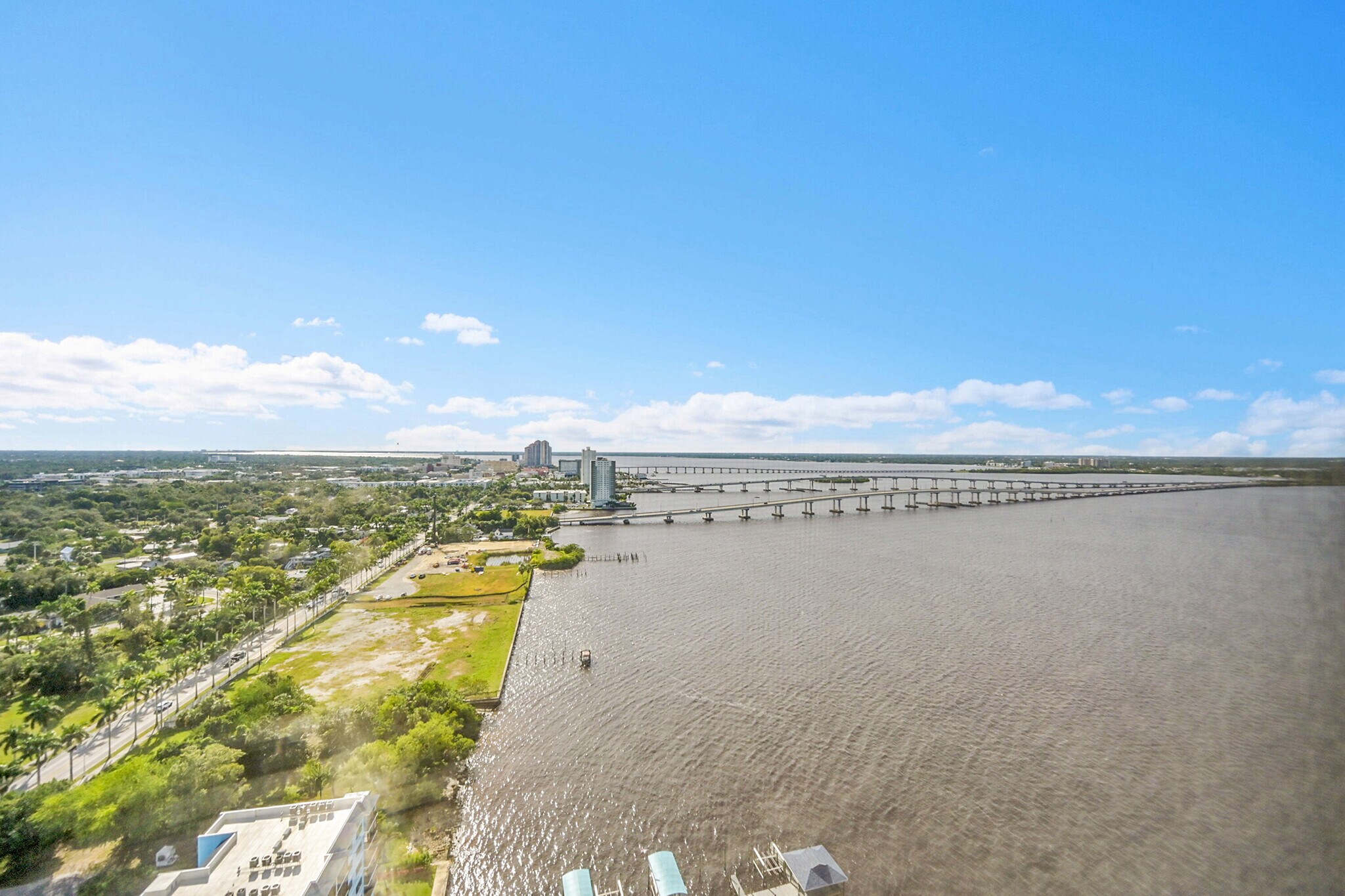 Building Photo - 2743 1st St