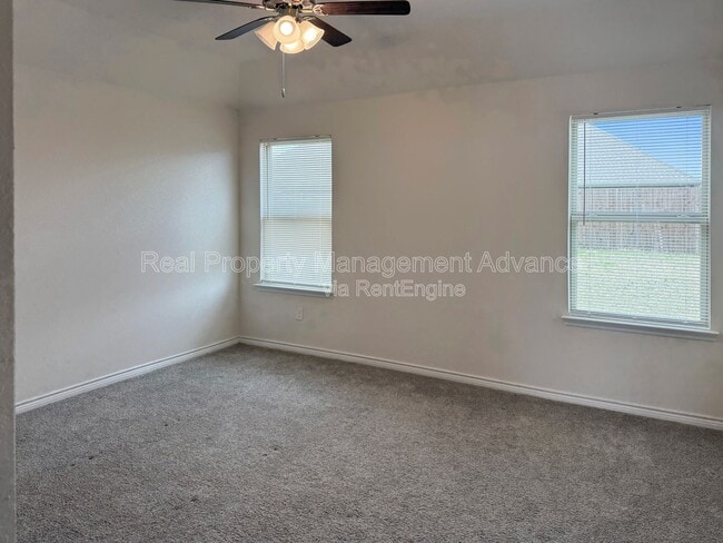 Building Photo - 1412 Blossom Ct Dr