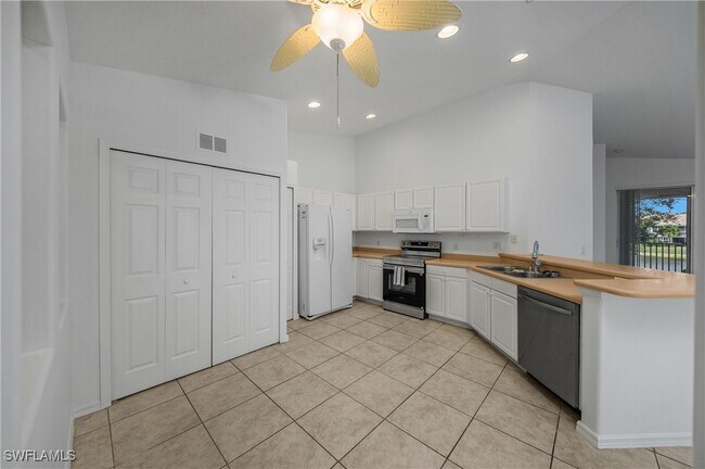 Building Photo - 10130 Colonial Country Club Blvd