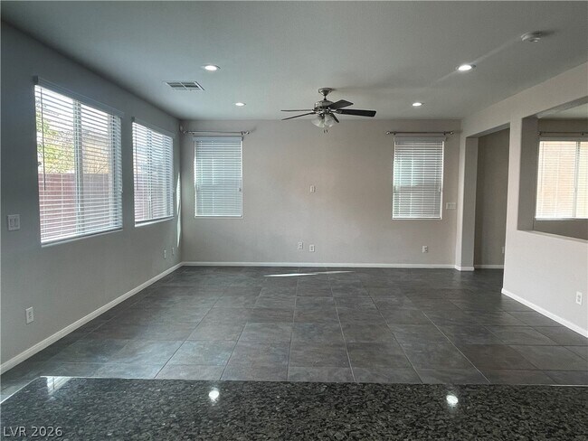 Building Photo - 5530 Spiceberry Dr