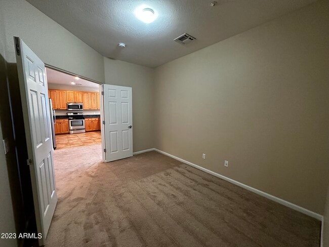 Building Photo - 16729 E Westby Dr