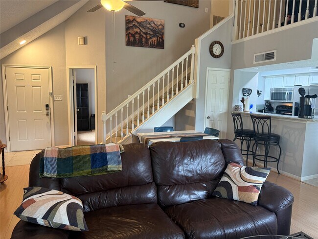 Building Photo - 2300 Old Spanish Trl