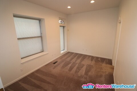 Building Photo - 4435 Oakland Ave