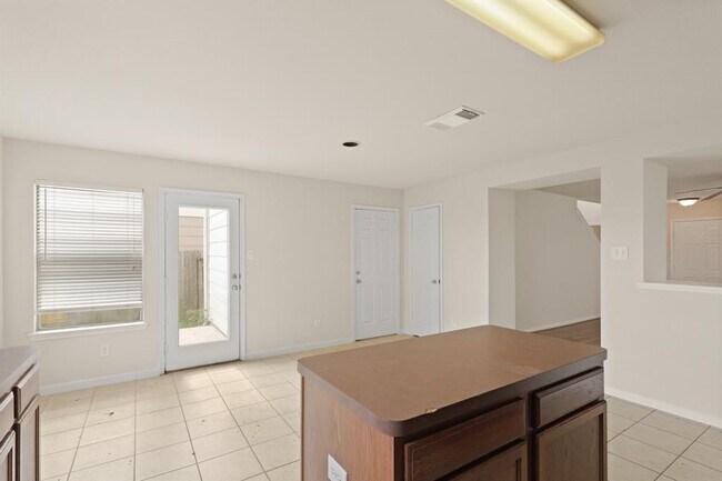 Building Photo - 3819 Jewel Point Dr