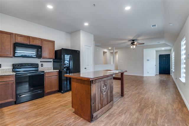 Building Photo - 3504 Robin Rd