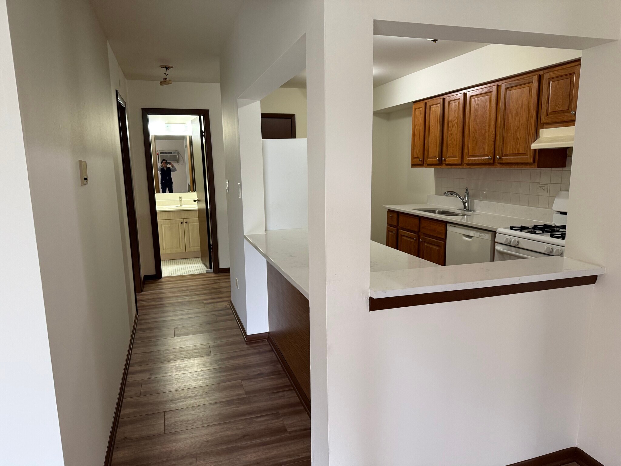 Building Photo - 480 Pleasant Run Dr