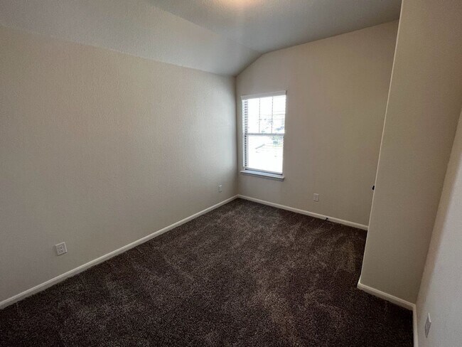 Building Photo - 13706 Enzo Gate