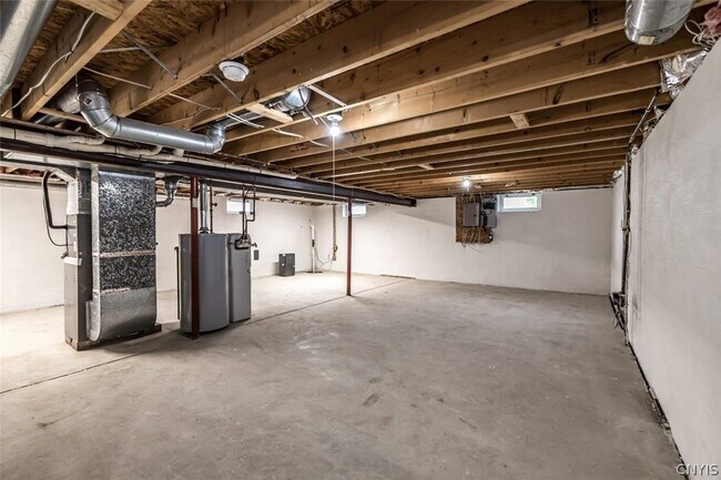 Building Photo - 151 Smokey Hollow Rd