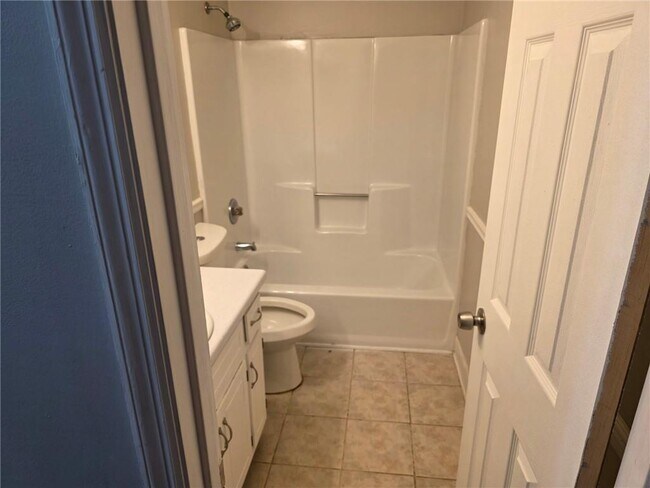Building Photo - 9536 Winding Way Ln