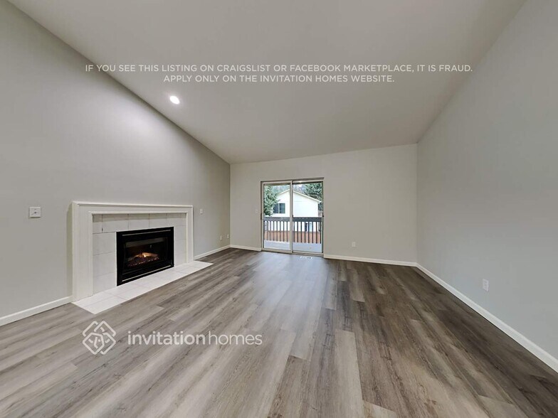 Building Photo - 15313 76th Ave Ct E