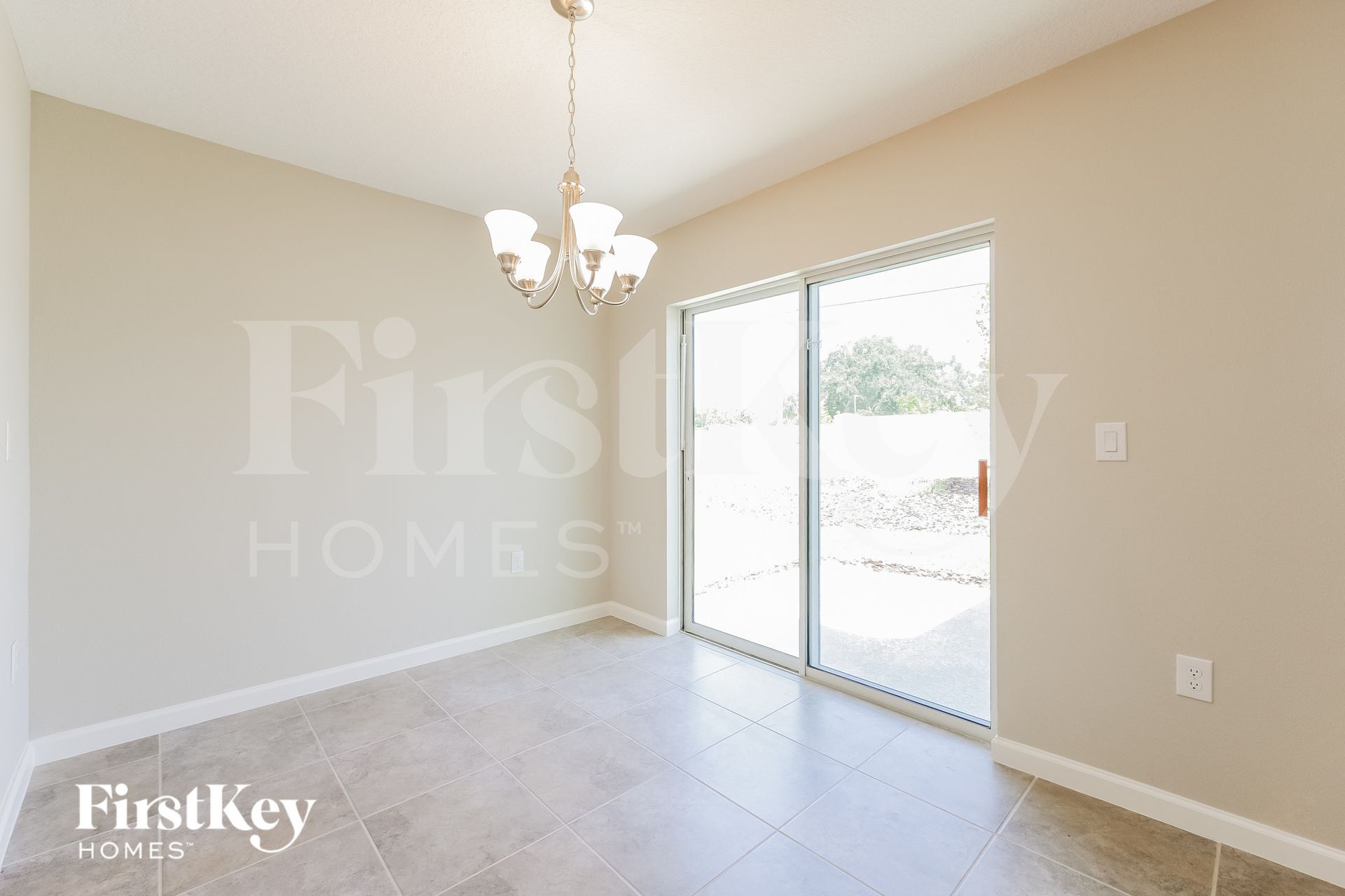 Building Photo - 615 Lindbergh Wy