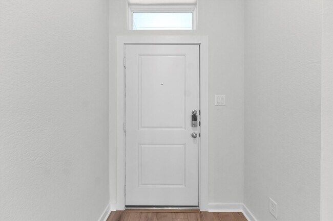 Building Photo - 16915 Lavender Farm St