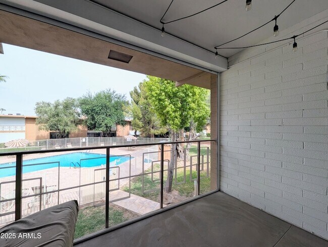 Building Photo - 6125 E Indian School Rd