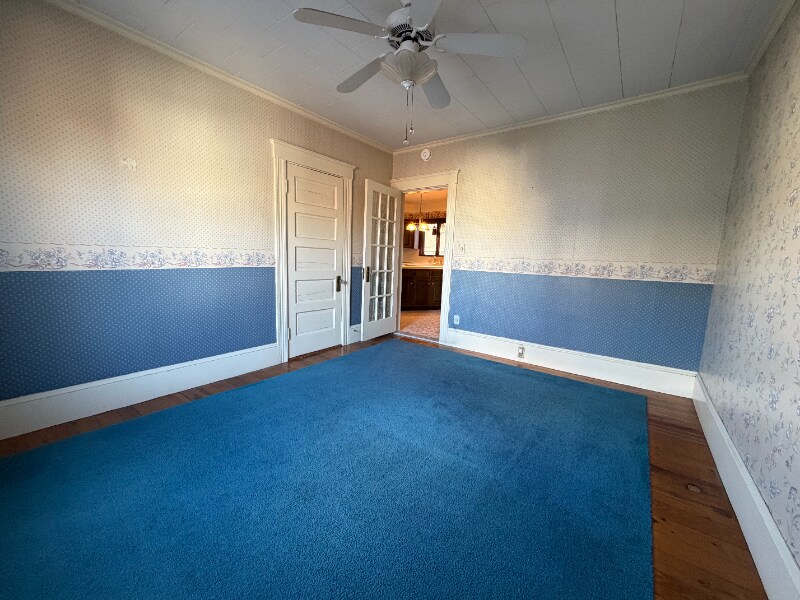 Building Photo - 529 Park Ave