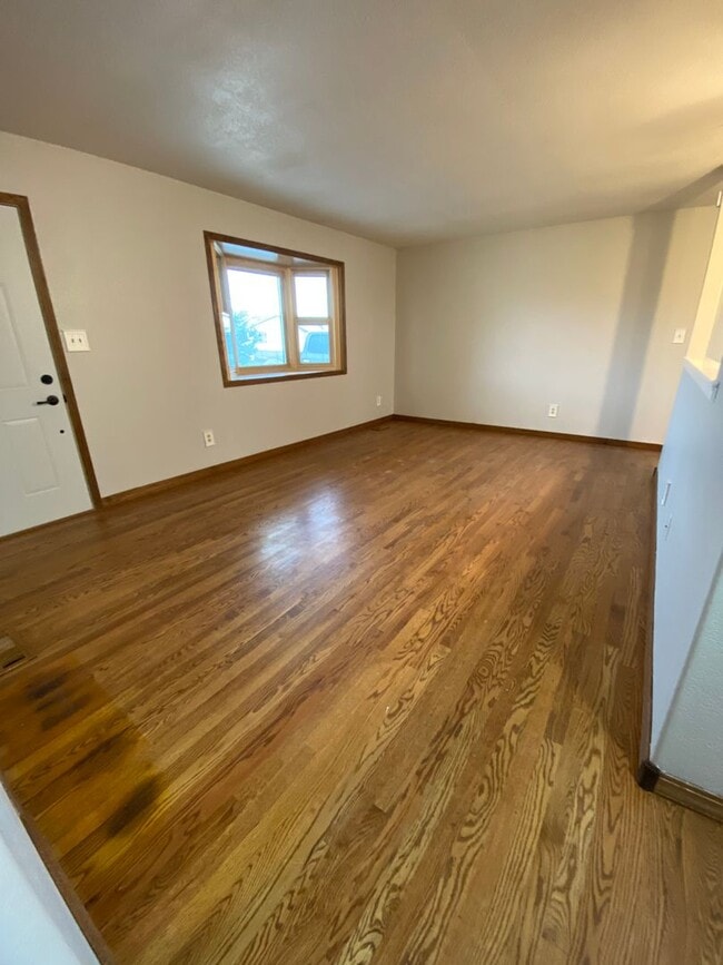 Building Photo - For Rent - Available May 2026