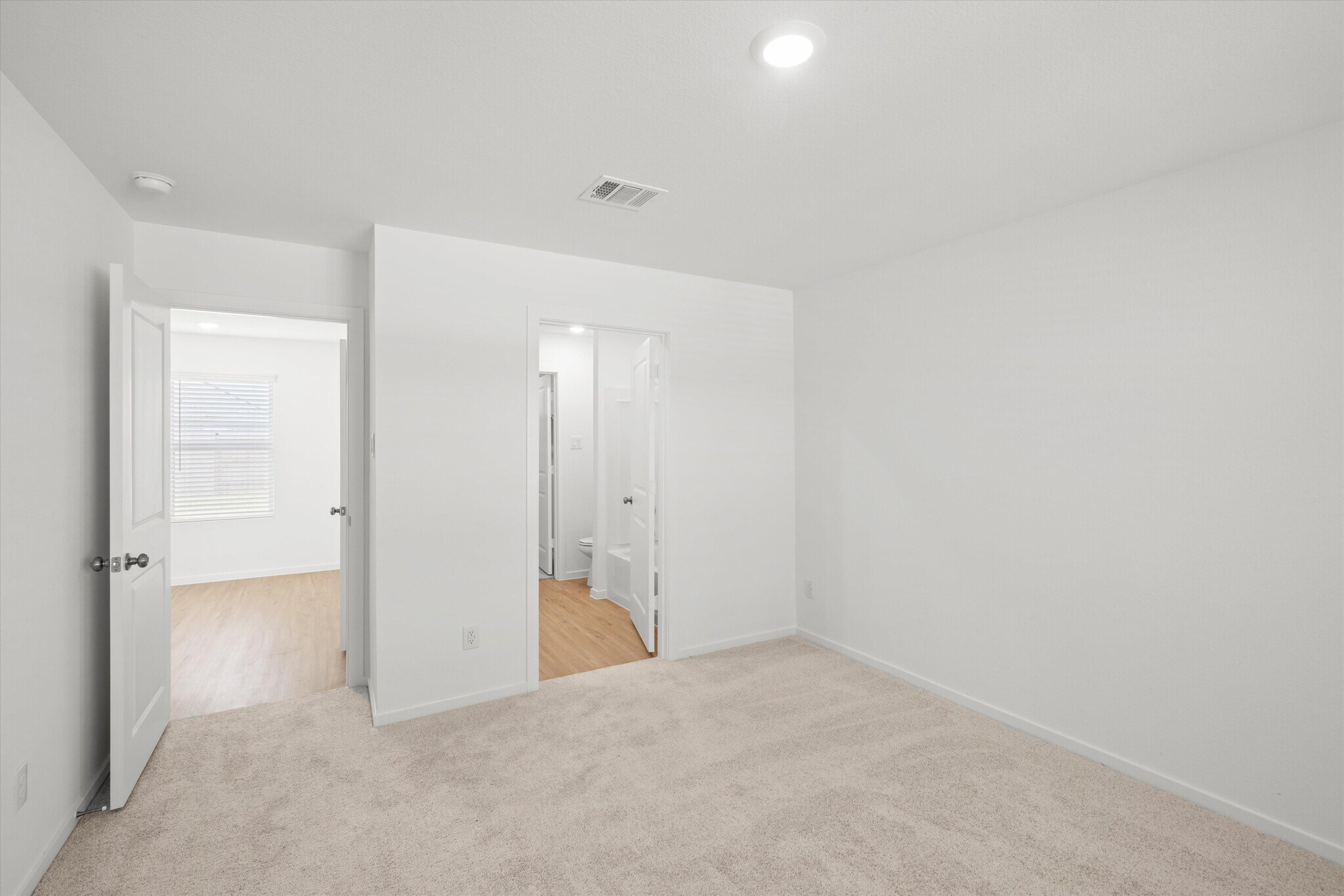 Building Photo - 3167 Savannah Rose Dr