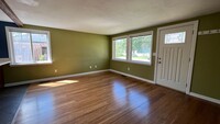 Building Photo - Super Cute 2 Bed, 1 bath, Ranch House in N...