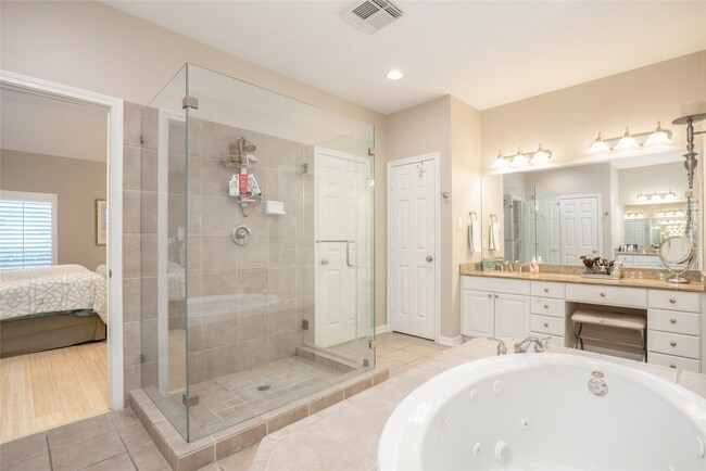 Building Photo - 5325 McCulloch Cir