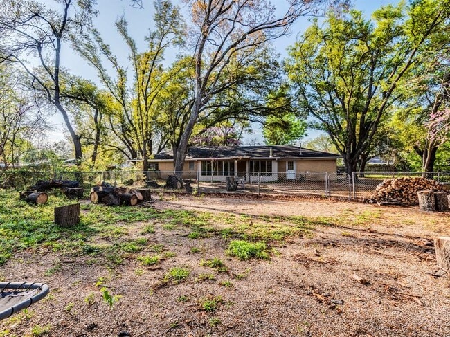 Building Photo - 10606 Macmora Rd