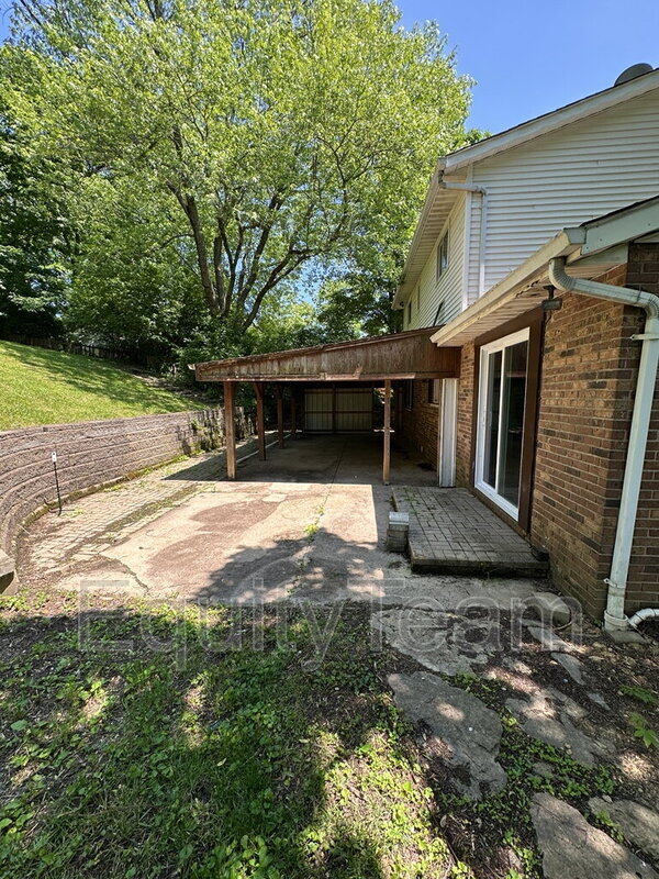 Building Photo - 6386 Taylor Rd