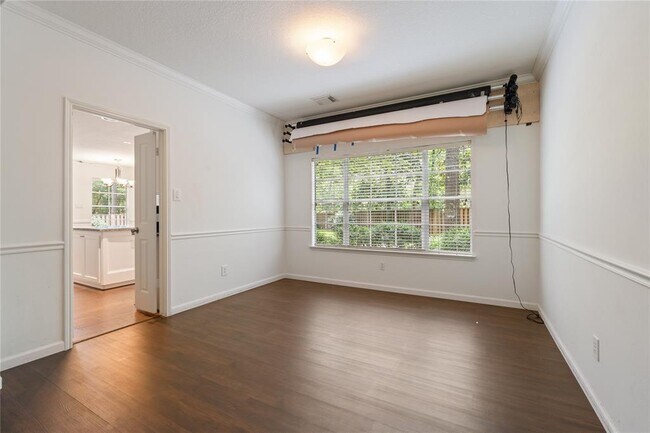 Building Photo - 98 E Greywing Ct