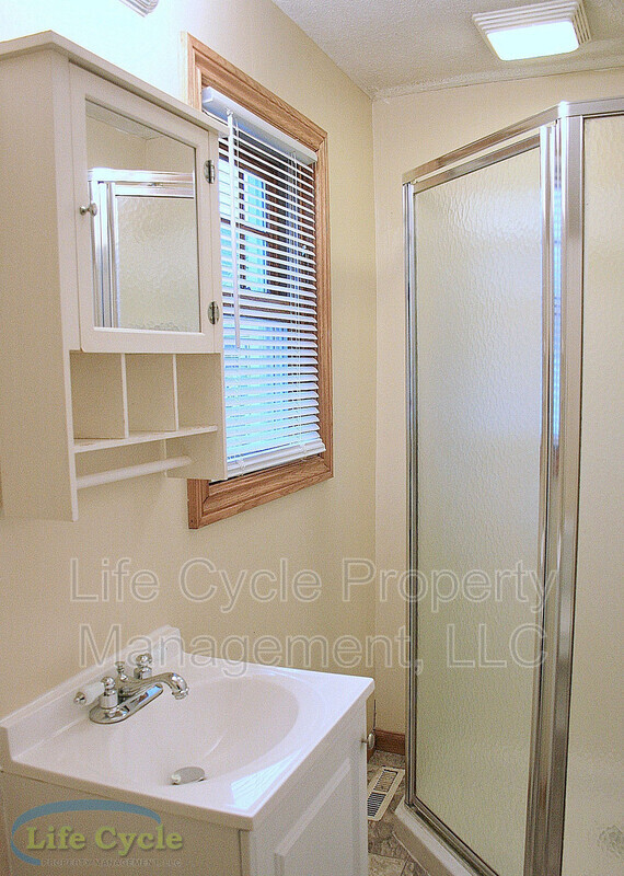 Building Photo - 243 Michigan St NW