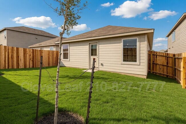 Building Photo - 7922 Biggio Ln