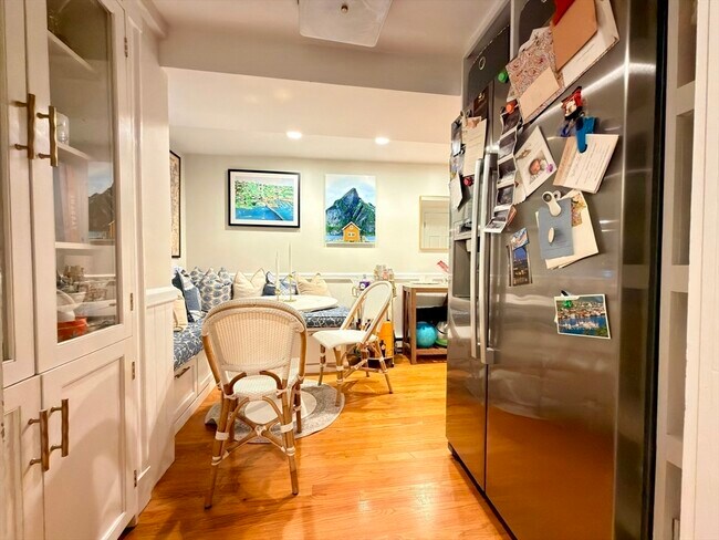 Building Photo - 41 Pinckney St