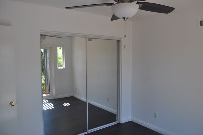 Building Photo - Serra Mesa  SFH Detached “4BR/2.5BA + offi...