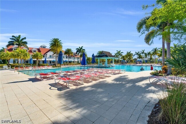 Building Photo - 7239 Saona CT