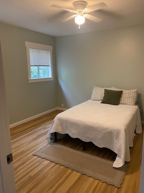 Building Photo - 4828 Grand Ave